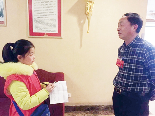 张钰婷采访2.jpg 张钰婷采访2.jpg