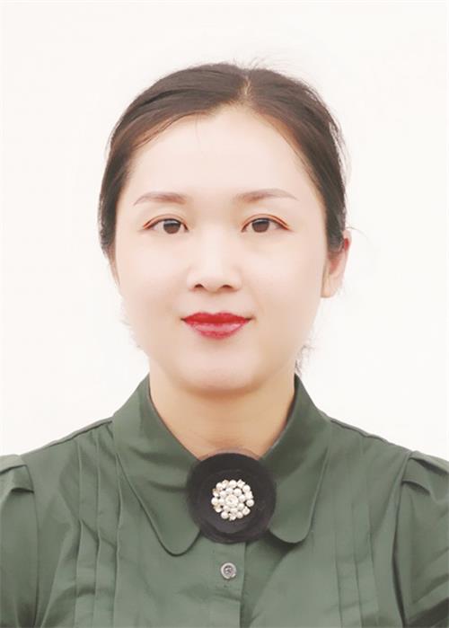 李瑜照片.jpg 李瑜照片.jpg