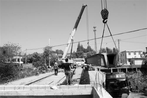 42600114六版.jpg 42600114六版.jpg