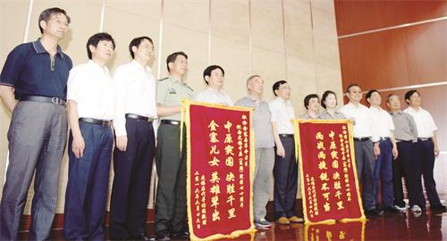 日报五版SWJ_0248.jpg 日报五版SWJ_0248.jpg