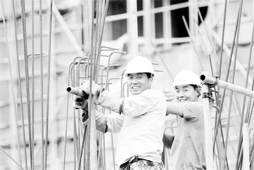 日报三版72100380.jpg 日报三版72100380.jpg