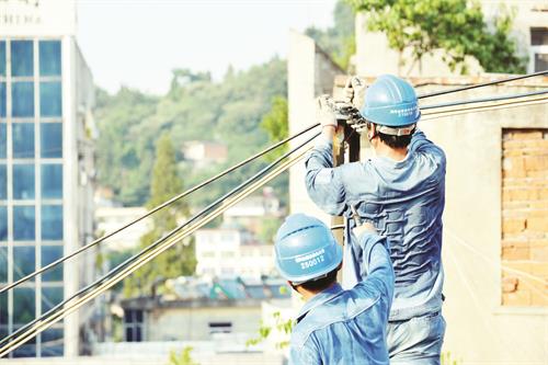 日报五版72900107.jpg 日报五版72900107.jpg