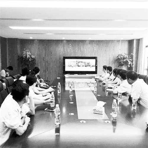 日报六版80900565.JPG 日报六版80900565.JPG