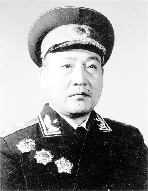 日报二版李耀001.jpg 日报二版李耀001.jpg