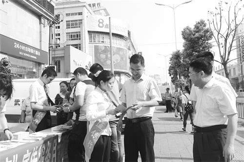 银监局软文图.jpg 银监局软文图.jpg