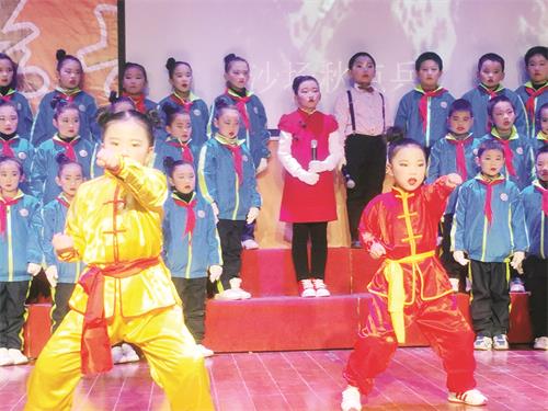 日报五版IMG_7836.JPG 日报五版IMG_7836.JPG