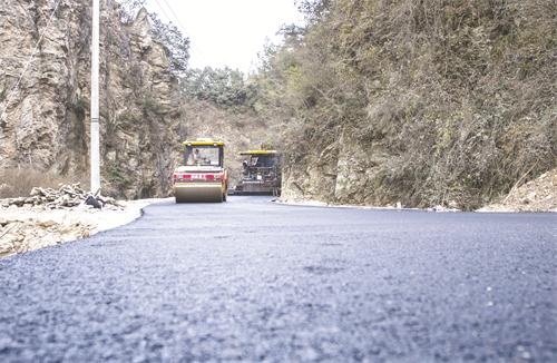 一畅通脱贫之路.JPG 一畅通脱贫之路.JPG