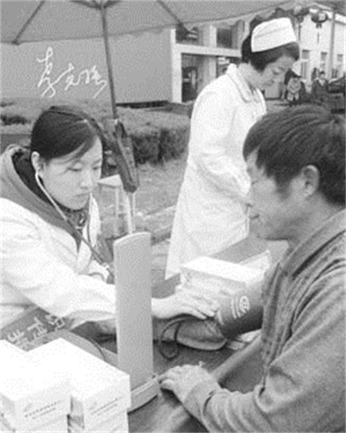 六40700275.jpg