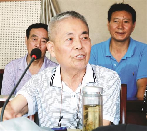 五版刘蔚山郑进取 摄.jpg