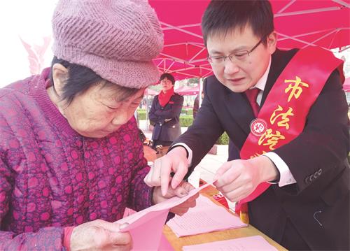 E:\12月4日5678\4日五版\五的0100288.jpg E:\12月4日5678\4日五版\五的0100288.jpg