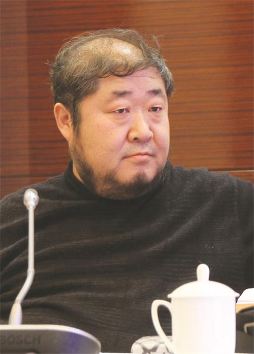 五山西文学院教授、博士生导师、鲁迅文学奖、茅盾文学奖评委 王春林.jpg