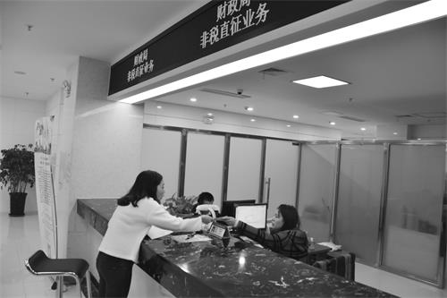 三的111.JPG 三的111.JPG