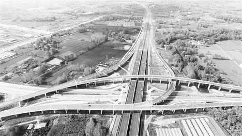 12200164三版1.jpg 12200164三版1.jpg