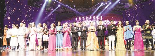 五版创草原歌曲演唱会.jpg 五版创草原歌曲演唱会.jpg