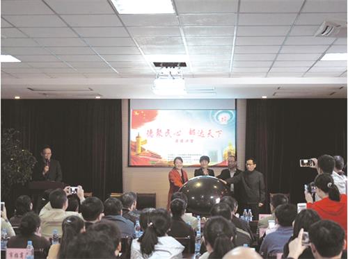 邮管局图1810092.jpg 邮管局图1810092.jpg