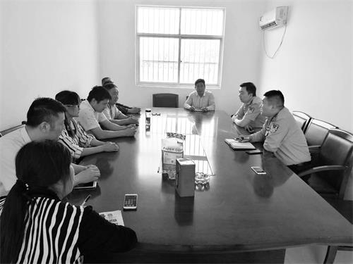 三版C2100075.jpg 三版C2100075.jpg