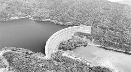 六版image001.jpg
