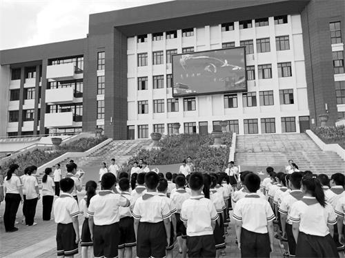 三的11111.jpg
