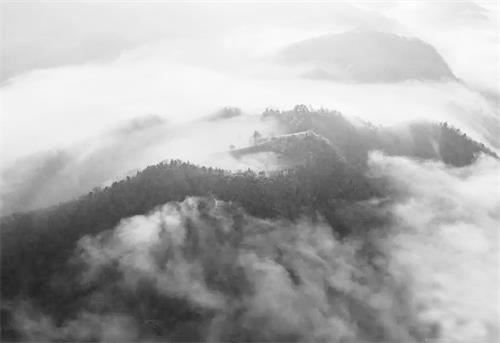 六版霍山美景.jpg