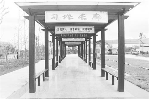 32200232三版1.jpg 32200232三版1.jpg