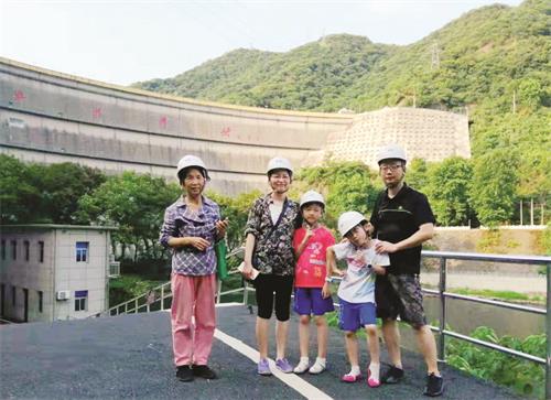 五的33333.jpg 五的33333.jpg