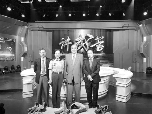 六的2222.jpg 六的2222.jpg