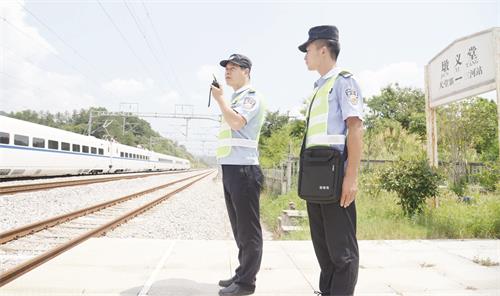 一版图6895.JPG 一版图6895.JPG